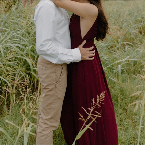 Lulu Maxi Dress in Burgundy - Picture 3 of 3